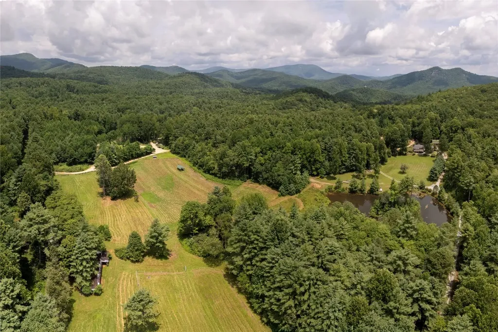 185 Hemlock Lane Sapphire NC 28774