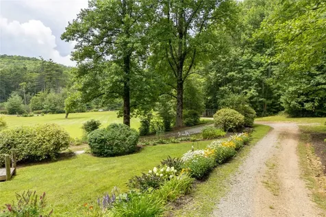 185 Hemlock Lane Sapphire NC 28774