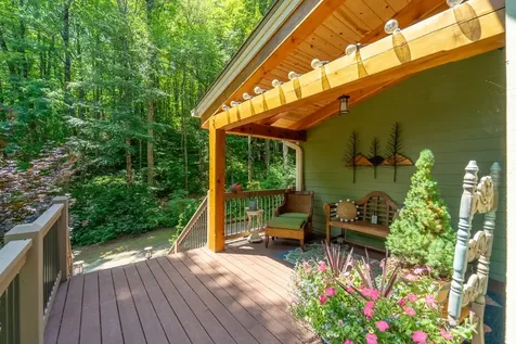 6736 Wayah Road Franklin NC 28734