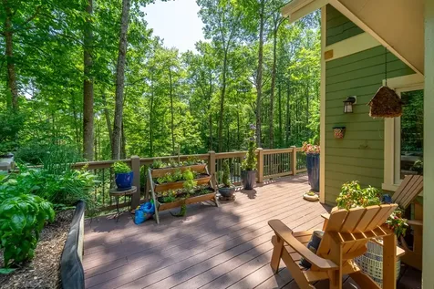 6736 Wayah Road Franklin NC 28734