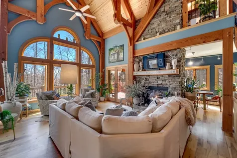 6736 Wayah Road Franklin NC 28734