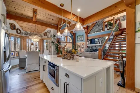 6736 Wayah Road Franklin NC 28734