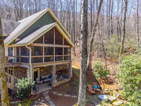 6736 Wayah Road Franklin NC 28734