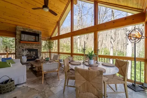 6736 Wayah Road Franklin NC 28734