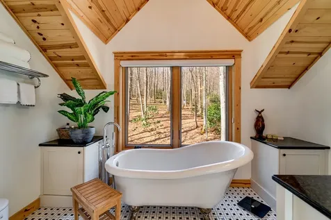 6736 Wayah Road Franklin NC 28734