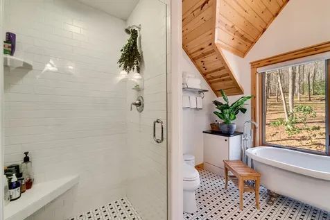 6736 Wayah Road Franklin NC 28734