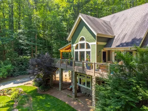 6736 Wayah Road Franklin NC 28734