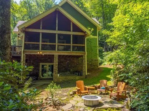 6736 Wayah Road Franklin NC 28734