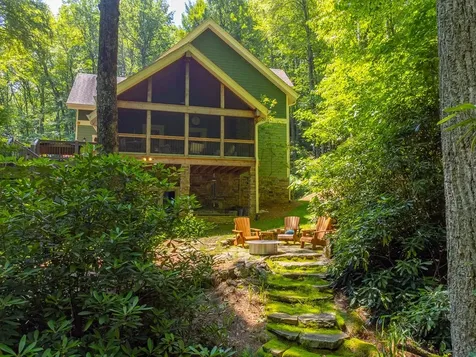 6736 Wayah Road Franklin NC 28734