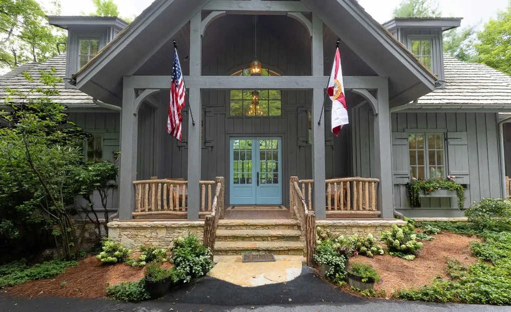1960 High Mountain Drive Cashiers NC 28717