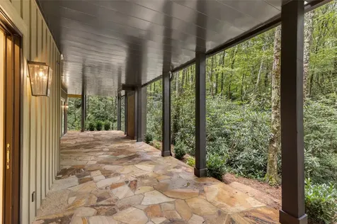 34 Crescent Trail Highlands NC 28741