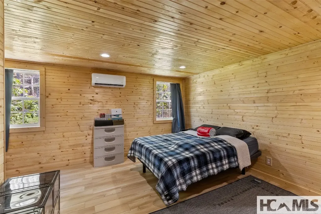 210 Triple Fork Road Cullowhee NC 28723