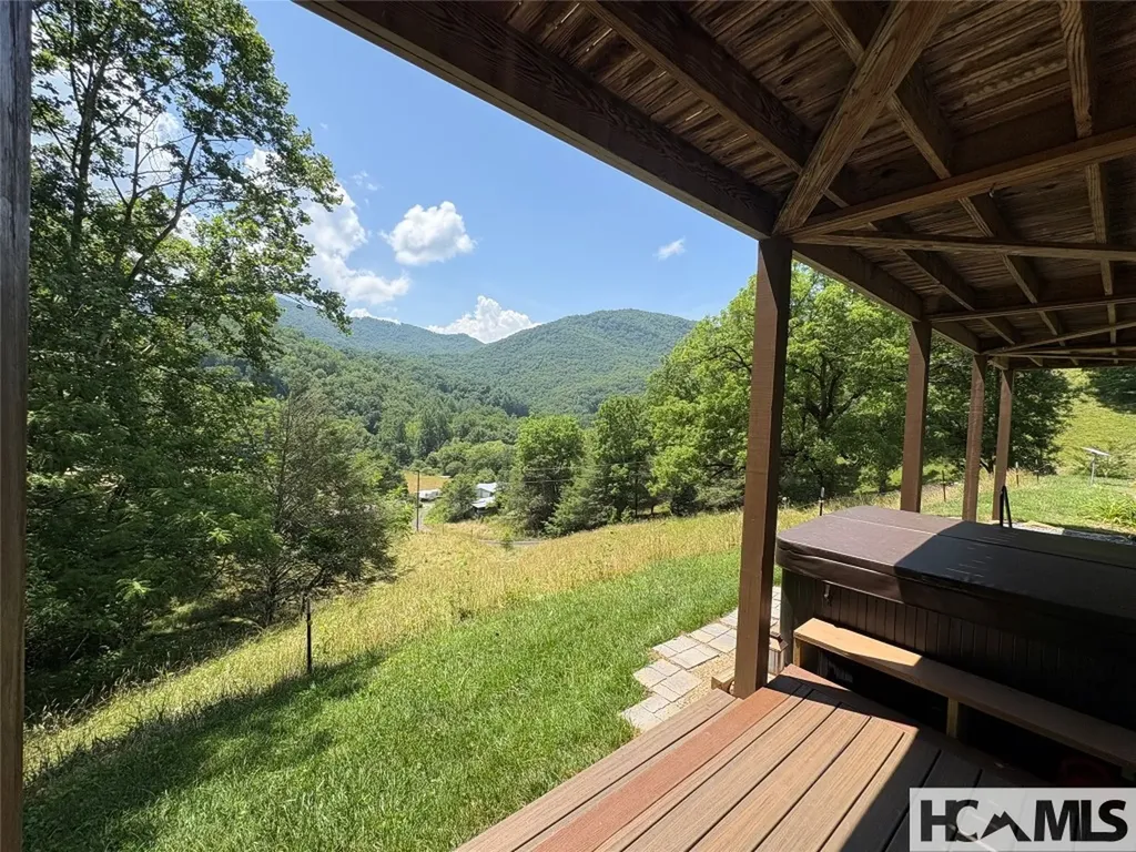210 Triple Fork Road Cullowhee NC 28723