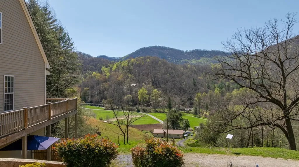 210 Triple Fork Road Cullowhee NC 28723