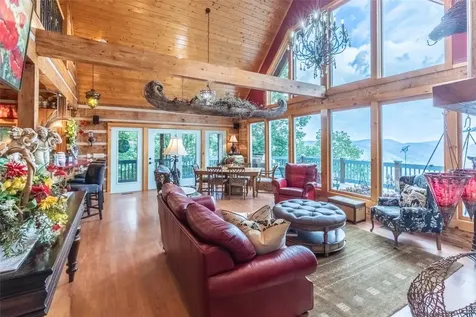 1783 W. Cliff Road Cullowhee NC 28723