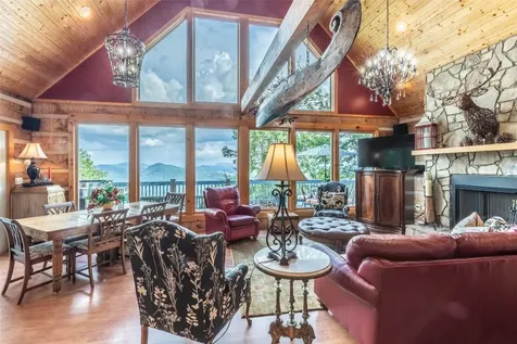 1783 W. Cliff Road Cullowhee NC 28723