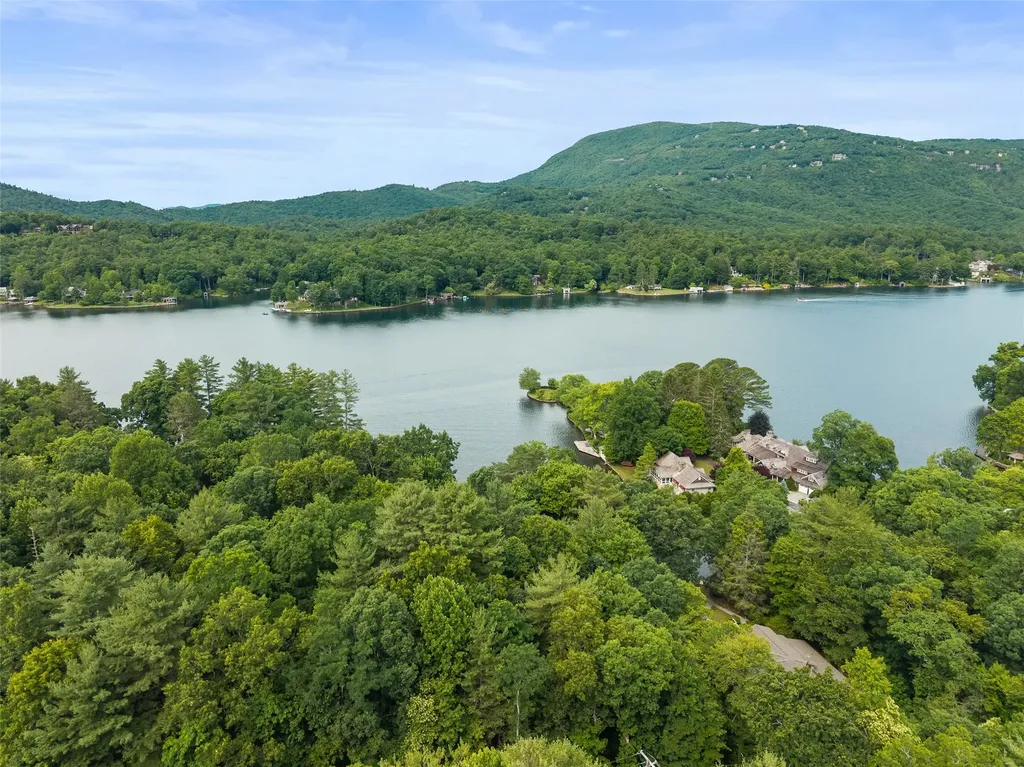 E49R Cold Mountain Road Lake Toxaway NC 28747