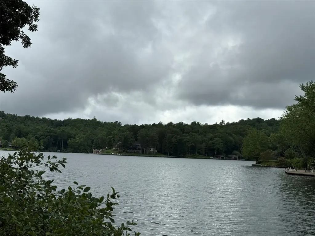 E49r Cold Mountain Road Lake Toxaway NC 28747