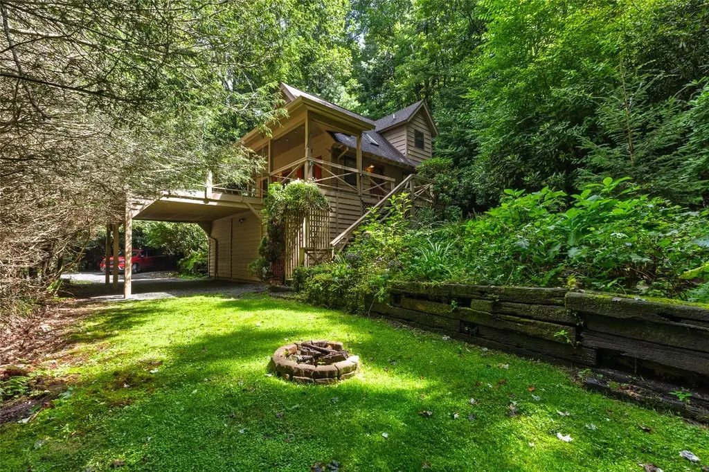 276 Dominion Road Cashiers NC 28717