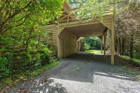 276 Dominion Road Cashiers NC 28717