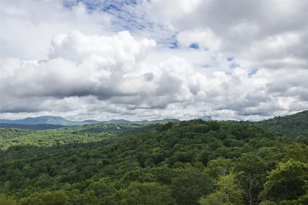 289 Lower Brushy Face Road Highlands NC 28741