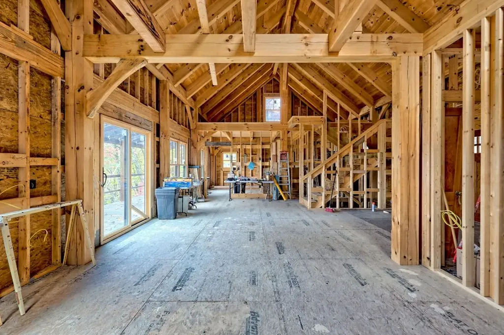 78 Natural Bridge Road Scaly Mountain NC 28755