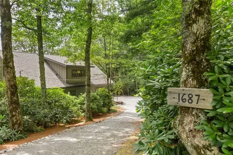 1687 Shirley Pressley Road Glenville NC 28736