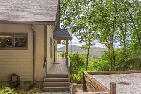 1687 Shirley Pressley Road Glenville NC 28736
