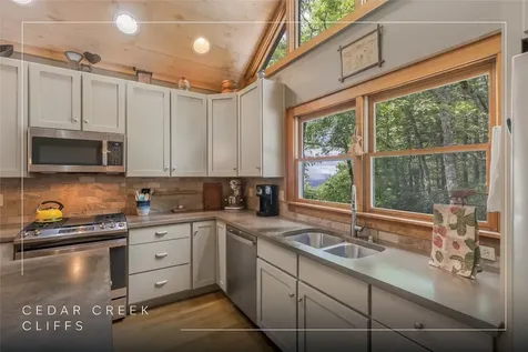 1687 Shirley Pressley Road Glenville NC 28736