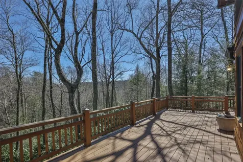 451 Crescent Trail Highlands NC 28741