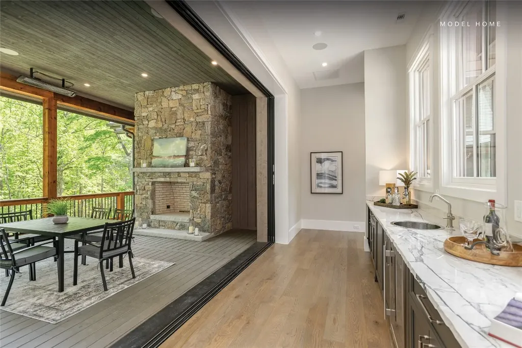 176 Dry Creek Trail Cashiers NC 28717