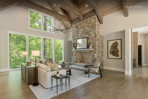 176 Dry Creek Trail Cashiers NC 28717