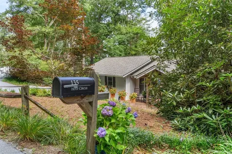 135 Holt Circle Highlands NC 28741