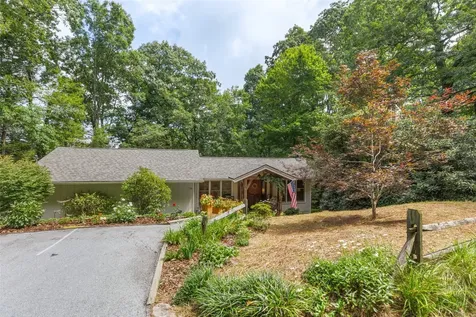 135 Holt Circle Highlands NC 28741