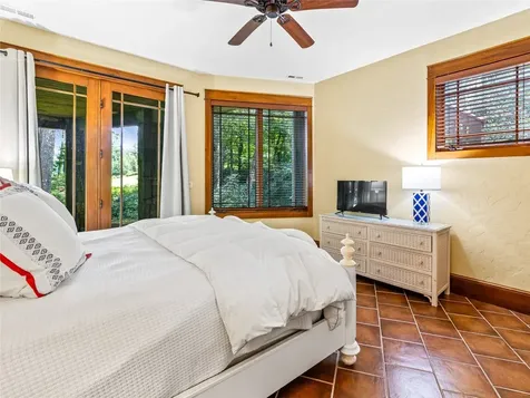 46 Mills Creek Drive Lake Toxaway NC 28747