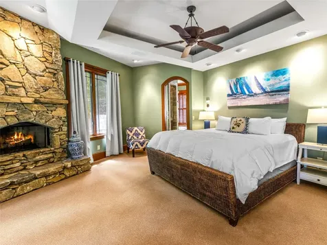 46 Mills Creek Drive Lake Toxaway NC 28747