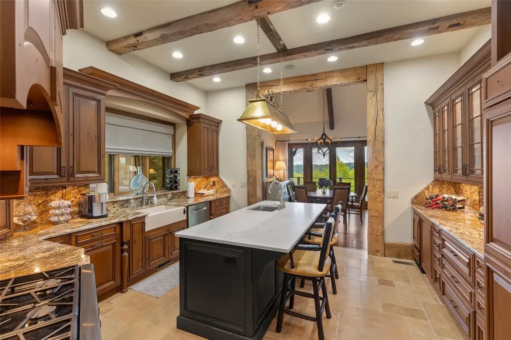 871 Garnet Rock Trail Highlands NC 28741