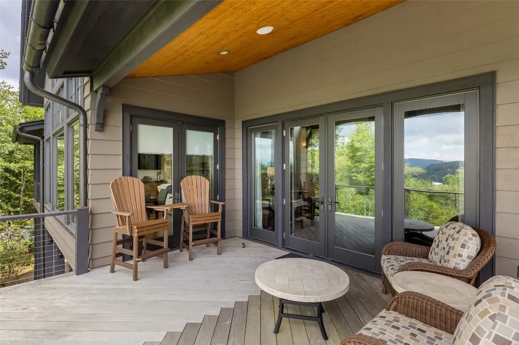 871 Garnet Rock Trail Highlands NC 28741