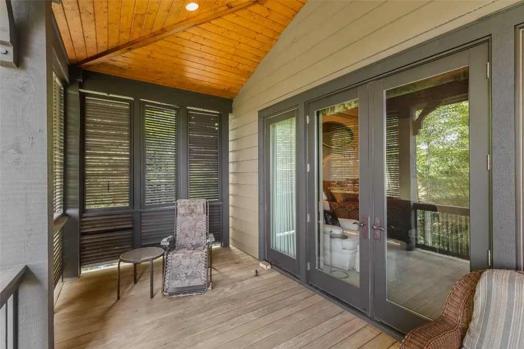 871 Garnet Rock Trail Highlands NC 28741