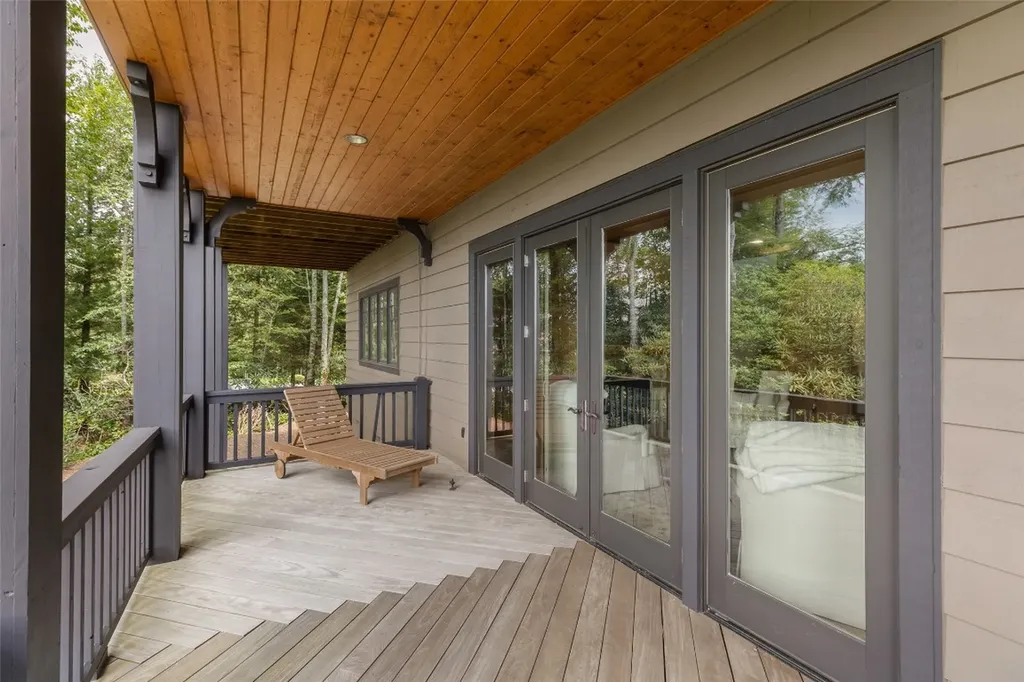 871 Garnet Rock Trail Highlands NC 28741