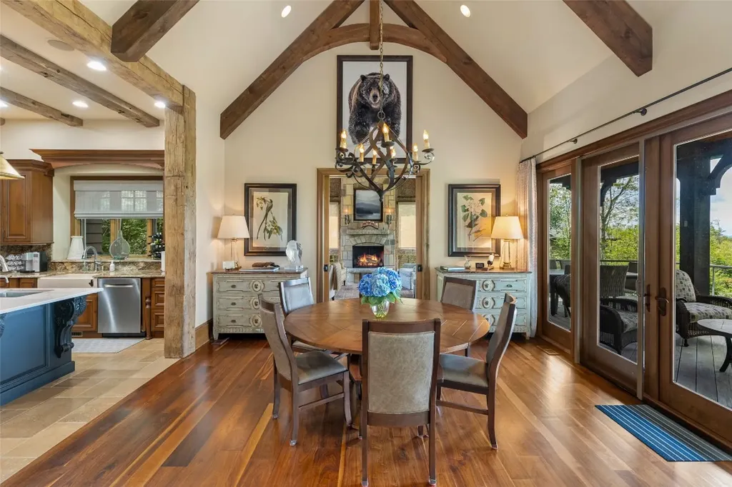 871 Garnet Rock Trail Highlands NC 28741