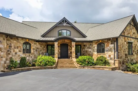871 Garnet Rock Trail Highlands NC 28741