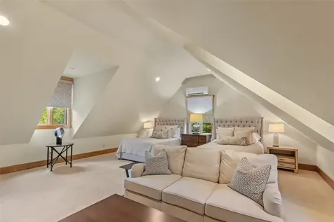 871 Garnet Rock Trail Highlands NC 28741