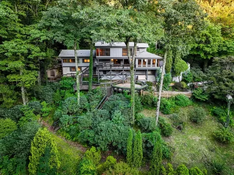 33 & 57 W Village Way Sapphire NC 28774