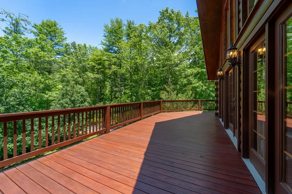 301 Cardinal Ridge Drive Highlands NC 28741