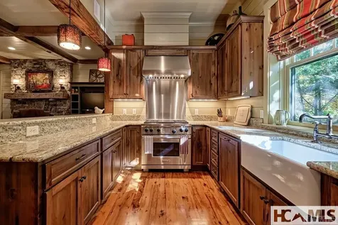 65 Cool Breeze Way Cashiers NC 28717