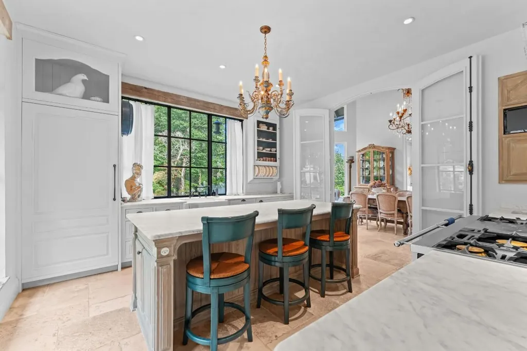 214 South Old Walhalla Road Highlands NC 28741