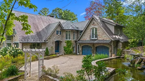 214 South Old Walhalla Road Highlands NC 28741