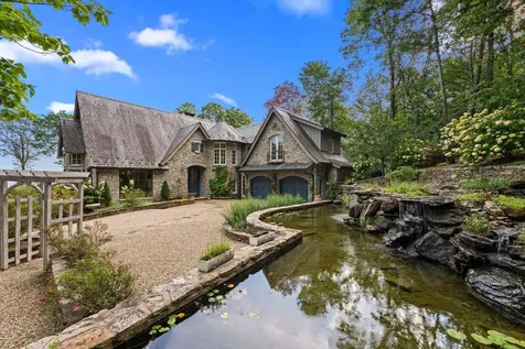 214 South Old Walhalla Road Highlands NC 28741