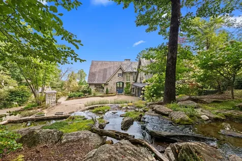 214 South Old Walhalla Road Highlands NC 28741